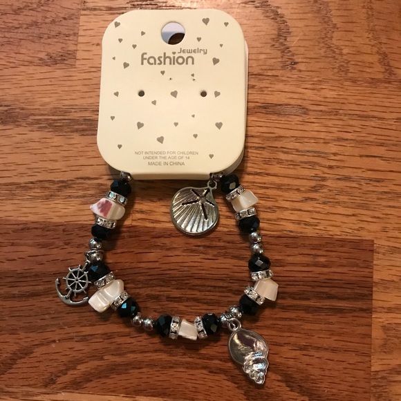 🏝NWT Summer Stretchy Seashell Bracelet (Black)🏝 - Picture 3 of 13